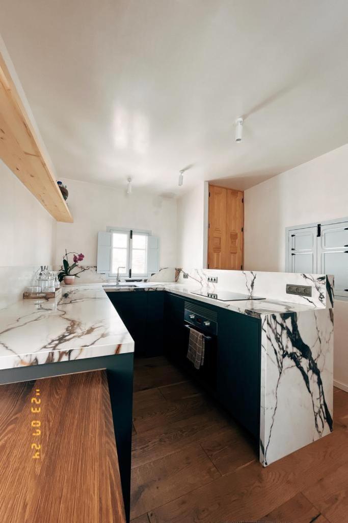 Apartamento Casa Perla Blanca - A Hidden Gem In The Old Town Tarifa Exterior foto