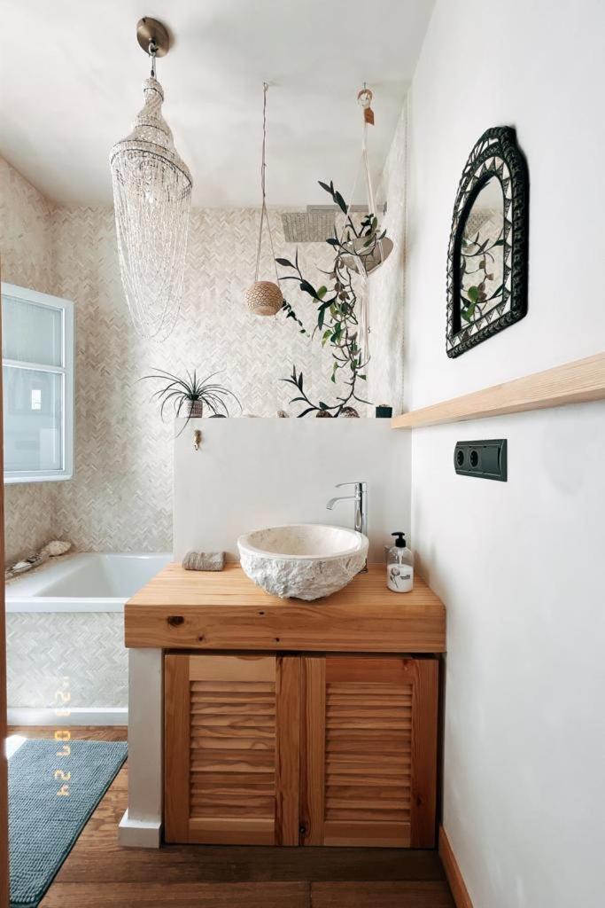 Apartamento Casa Perla Blanca - A Hidden Gem In The Old Town Tarifa Exterior foto