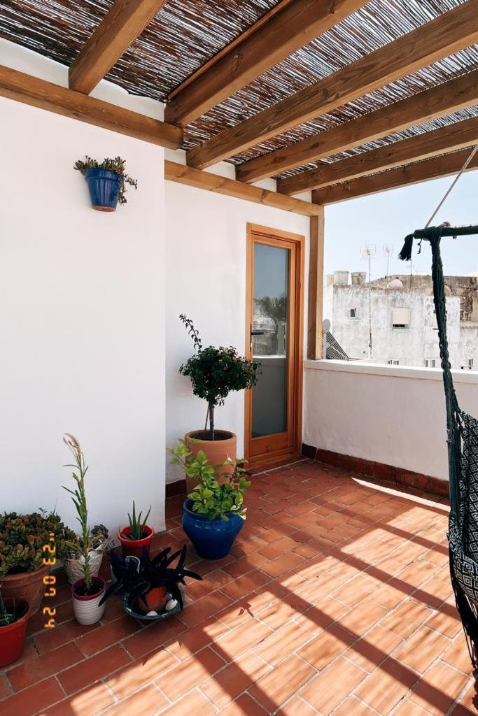 Apartamento Casa Perla Blanca - A Hidden Gem In The Old Town Tarifa Exterior foto